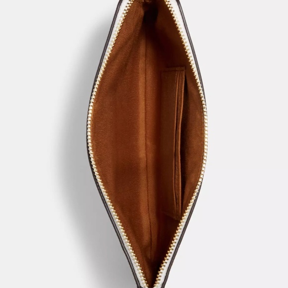 NEW Coach Large Corner Zip Wristlet Wallet Crossgrain Leather CV395 Chalk White - Picture 3 of 4